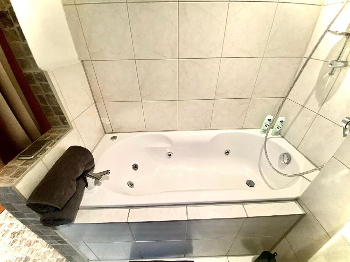 Apartment Im Stadtzentrum Mit W-Lan Home Sweet Home เฟือร์ท ภายนอก รูปภาพ