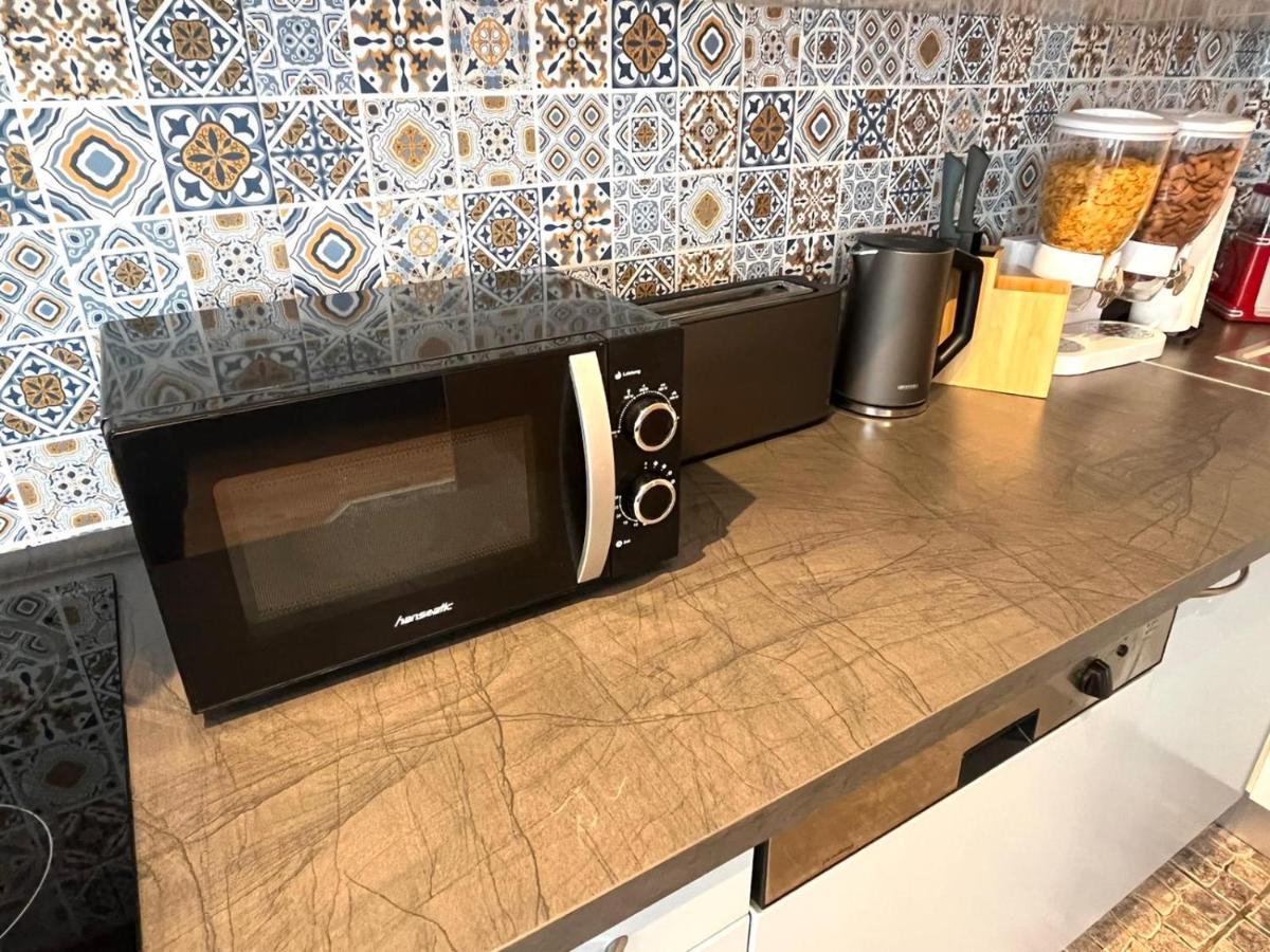 Apartment Im Stadtzentrum Mit W-Lan Home Sweet Home เฟือร์ท ภายนอก รูปภาพ